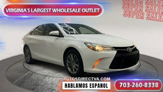 Used 2016 Toyota Camry SE image 1