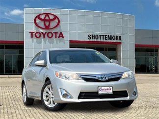 Used 2014 Toyota Camry XLE image 1