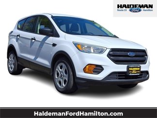 Used 2017 Ford Escape S image 1
