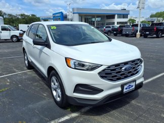 Used 2020 Ford Edge SE image 1