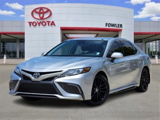 Used 2022 Toyota Camry XSE image 1