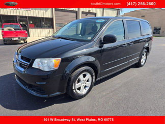 Used 2013 Dodge Grand Caravan SXT image 1