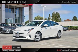Used 2017 Toyota Prius Four image 1