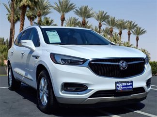 Used 2020 Buick Enclave Essence image 1