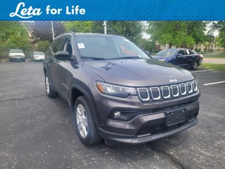 Used 2022 Jeep Compass Latitude image 1