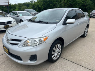 Used 2012 Toyota Corolla LE image 1