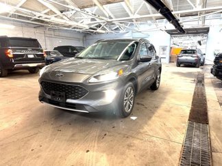 Used 2022 Ford Escape SEL image 1