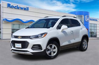 Used 2020 Chevrolet Trax LT w/ LT Convenience Package image 1