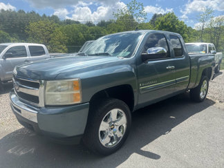 Used 2009 Chevrolet Silverado 1500 LT w/ Regional Value Package image 1