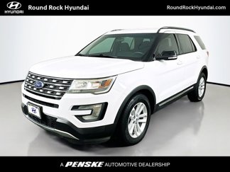 Used 2016 Ford Explorer XLT image 1