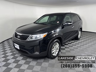 Used 2015 Kia Sorento LX image 1