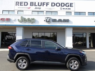 Used 2022 Toyota RAV4 XLE image 1