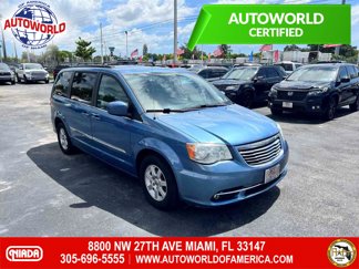 Used 2012 Chrysler Town & Country Touring w/ Entertainment Group #1 image 1