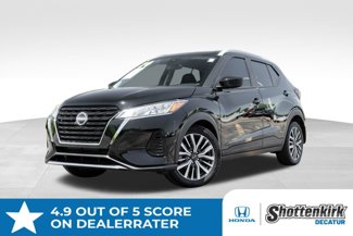 Used 2024 Nissan Kicks SV image 1