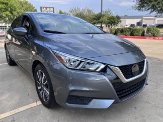 Used 2020 Nissan Versa SV image 1