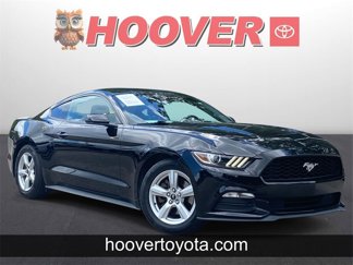 Used 2017 Ford Mustang Coupe image 1