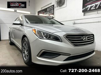 Used 2017 Hyundai Sonata SE image 1