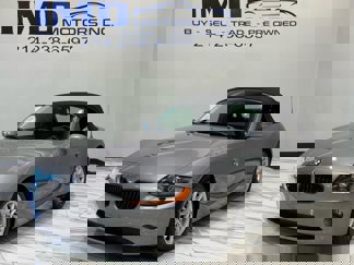 Used 2004 BMW Z4 2.5i image 1