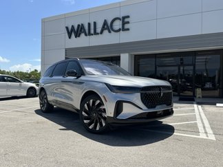 New 2024 Lincoln Nautilus Reserve w/ Jet Appearance Package (87T) image 1