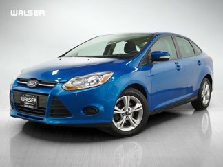 Used 2013 Ford Focus SE w/ SE Winter Pkg image 1