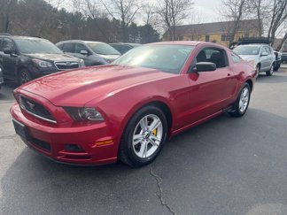 Used 2013 Ford Mustang Coupe image 1