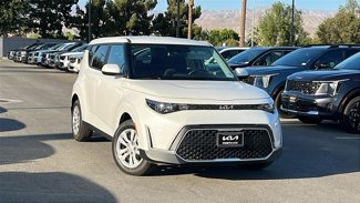 New 2025 Kia Soul LX image 1