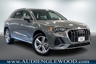 Used 2022 Audi Q3 2.0T Premium w/ Convenience Package image 1