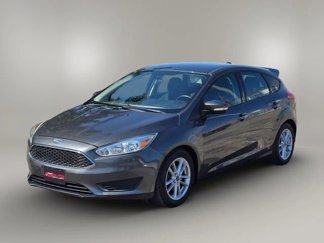 Used 2016 Ford Focus SE w/ SE Cold Weather Package image 1