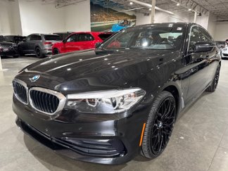 Used 2019 BMW 530e w/ Convenience Package image 1