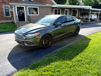 Used 2018 Ford Fusion SE w/ Fusion SE Technology Package image 1