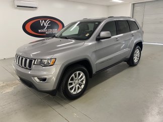 Used 2021 Jeep Grand Cherokee Laredo X image 1