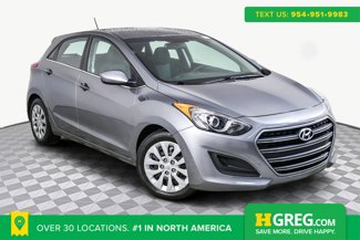 Used 2017 Hyundai Elantra GT image 1