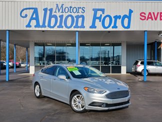 Used 2018 Ford Fusion SE w/ Fusion SE Technology Package image 1