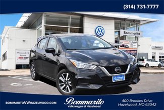 Used 2021 Nissan Versa SV image 1