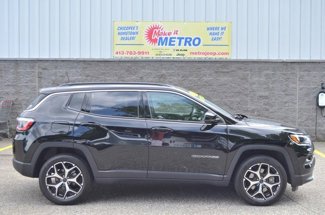 Used 2025 Jeep Compass Limited image 1