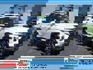 Used 2023 Chevrolet TrailBlazer ACTIV w/ Sun and Liftgate Package image 1