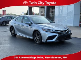 Certified 2023 Toyota Camry SE image 1