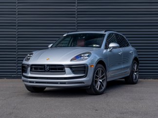 Certified 2025 Porsche Macan image 1