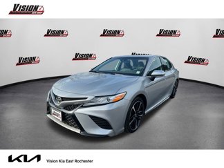 Used 2020 Toyota Camry XSE image 1