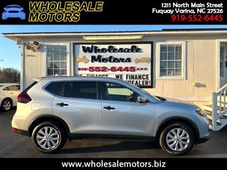 Used 2020 Nissan Rogue S image 1