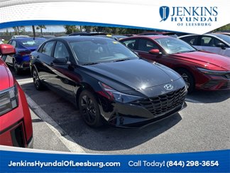 Certified 2023 Hyundai Elantra SEL image 1