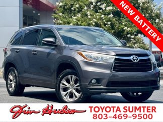 Used 2015 Toyota Highlander XLE image 1