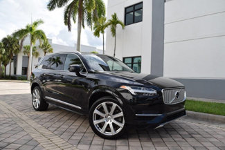 Used 2016 Volvo XC90 T8 Inscription w/ Vision Package image 1