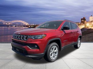 New 2025 Jeep Compass Latitude image 1