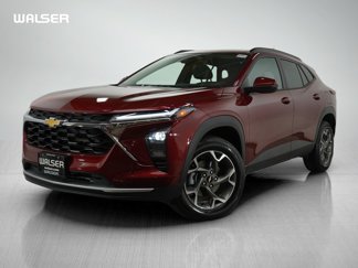 Used 2025 Chevrolet Trax LT w/ Driver Confidence Package image 1
