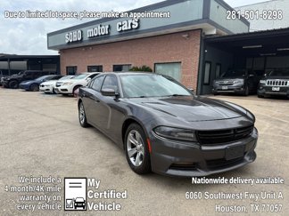 Used 2016 Dodge Charger SXT image 1