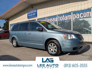 Used 2010 Chrysler Town & Country Touring image 1