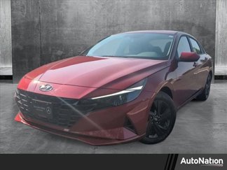 Used 2023 Hyundai Elantra SEL image 1
