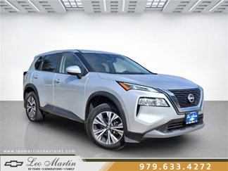 Used 2023 Nissan Rogue SV image 1