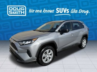Used 2020 Toyota RAV4 LE image 1
